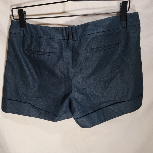 Mossimo size 6 fit 3 dark blue denim shorts with hem fold excellent condition - Picture 6 of 6
